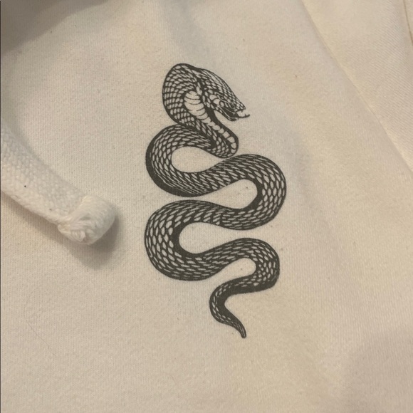 Taylor swift reputation hoodie medium snake - Picture 9 of 9